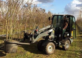 Колесни товарачи Giant G1500
