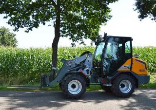 Колесни товарачи Giant G3500