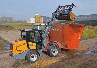 Колесни товарачи Giant G5000 Tele