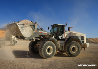 Колесни товарачи Hidromek HMK 640 WL