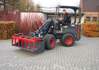 Колесни товарачи Gebr. Geens KM250TE