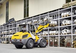 Колесни товарачи Liebherr L 506 Compact