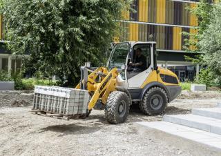Колесни товарачи Liebherr L 506 Compact
