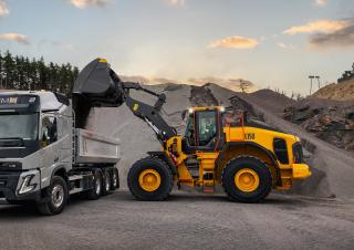 Колесни товарачи Volvo L150 