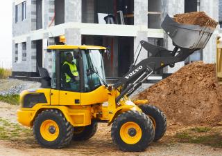 Колесни товарачи Volvo L30G