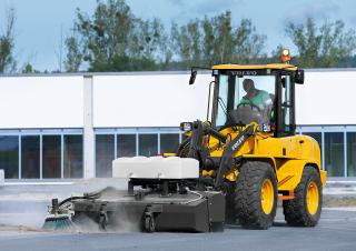 Колесни товарачи Volvo L35G