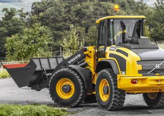 Колесни товарачи Volvo L45H