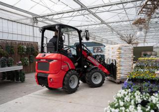 Колесни товарачи Manitou MLA 2-25 H