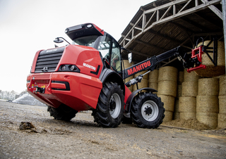 Колесни товарачи Manitou MLA-T 533-145 V+ Premium