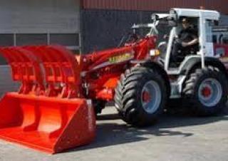 Колесни товарачи Redrock TH 280