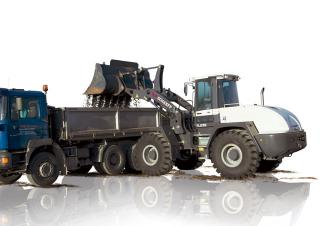 Колесни товарачи Schaeff TL 210
