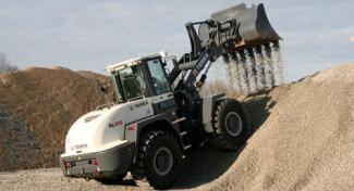 Колесни товарачи Terex TL 210