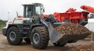 Колесни товарачи Terex TL 210