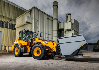 Колесни товарачи JCB TM 320