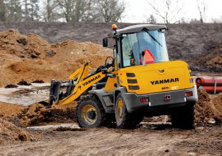 Колесни товарачи Yanmar V 100