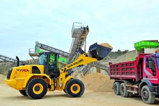 Колесни товарачи New Holland W170C LR