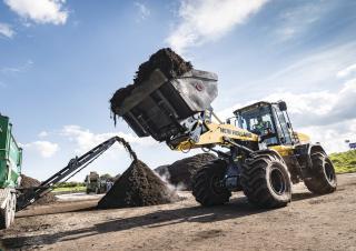 Колесни товарачи New Holland W170D LR