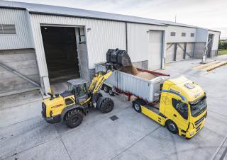 Колесни товарачи New Holland W170D LR