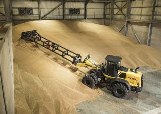 Колесни товарачи New Holland W170D LR