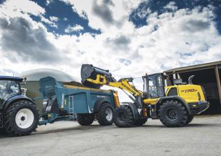 Колесни товарачи New Holland W170D LR