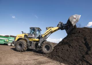 Колесни товарачи New Holland W170D LR
