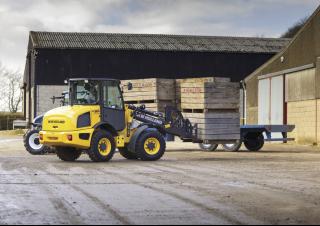 Колесни товарачи New Holland W60C Z-bar