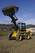 Колесни товарачи New Holland W80B TC