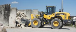 Колесни товарачи Komatsu WA270-7