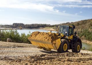Колесни товарачи Komatsu WA380-8E0
