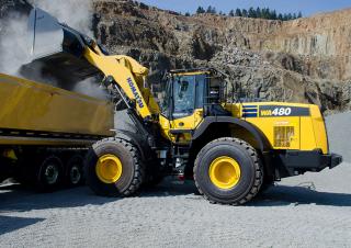 Колесни товарачи Komatsu WA480-8E0