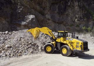 Колесни товарачи Komatsu WA600-8E0