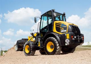 Колесни товарачи Komatsu WA80M-7