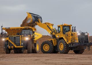 Колесни товарачи Komatsu WA900-8E0