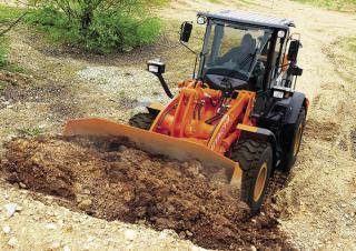 Колесни товарачи Hitachi ZW 180-5