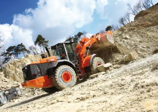 Колесни товарачи Hitachi ZW 310