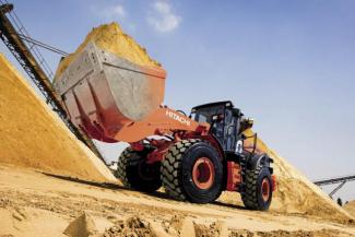 Колесни товарачи Hitachi ZW 330-5