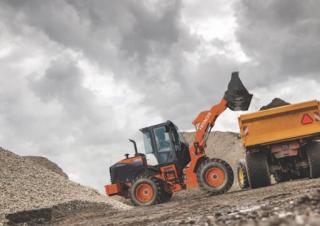 Колесни товарачи Hitachi ZW120-6