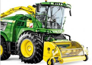 Комбайн за фураж 4-WD (задвиждане на четирите колела) John Deere 9700