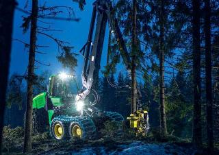 Горска техника Колесни харвестъри John Deere 1470 G