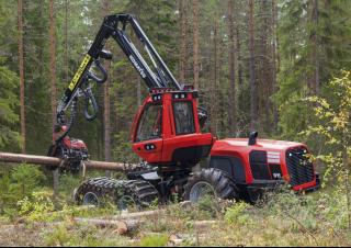 Горска техника Колесни харвестъри Komatsu 911