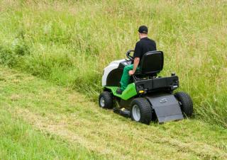 Косачки за трева и градински трактори Etesia HYDRO 100 III