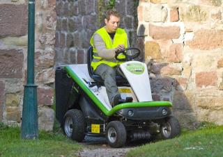 Косачки за трева и градински трактори Etesia HYDRO 80 MKHP5