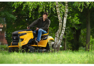 Косачки за трева и градински трактори Cub Cadet XT2 PS107