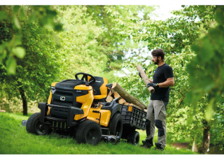 Косачки за трева и градински трактори Cub Cadet XT3 QS127