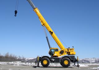 Кранове за груби терени Grove GRT880 