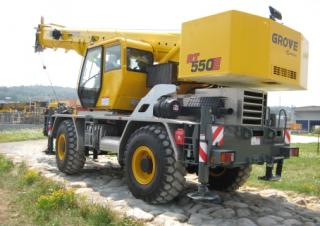 Кранове за груби терени Grove RT550E