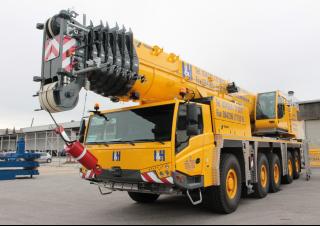 Кранове за всякакви терени Tadano ATF 220G-5 