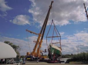 Кранове за всякакви терени Grove GMK6400