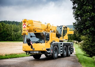 Кранове за всякакви терени Liebherr LTM 1055-3.2