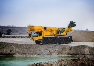 Кранове за всякакви терени Liebherr LTM 1090-4.2 